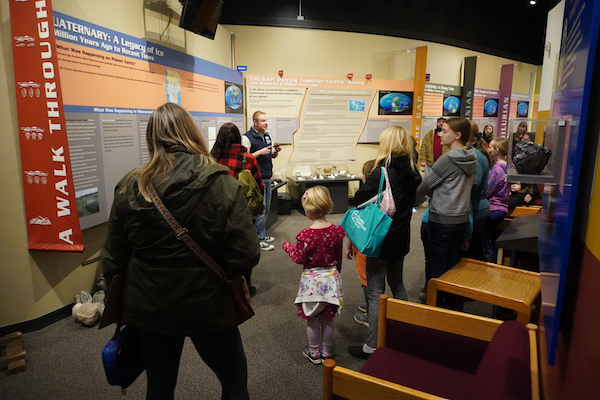 Weis Earth Science Museum